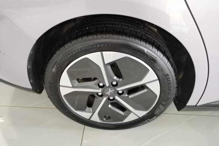 Used XPeng MONA M03 2025 515 Long-Range Plus Right Rear Wheel Hub
