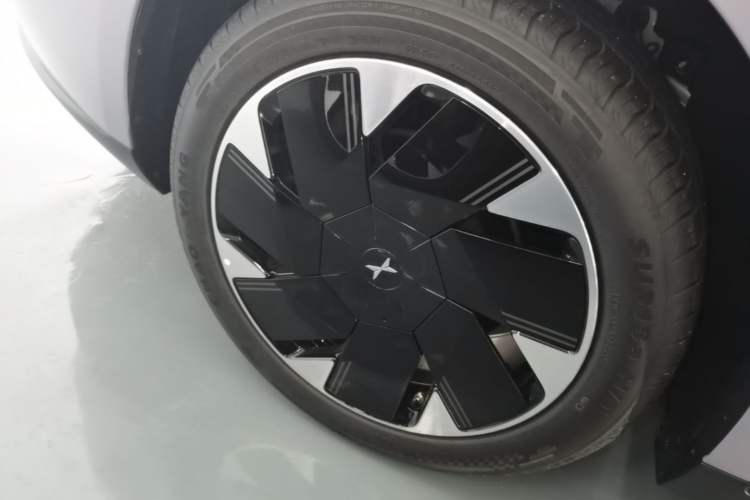 Used XPeng MONA M03 2025 502 Long-Range Max Right Rear Wheel Hub
