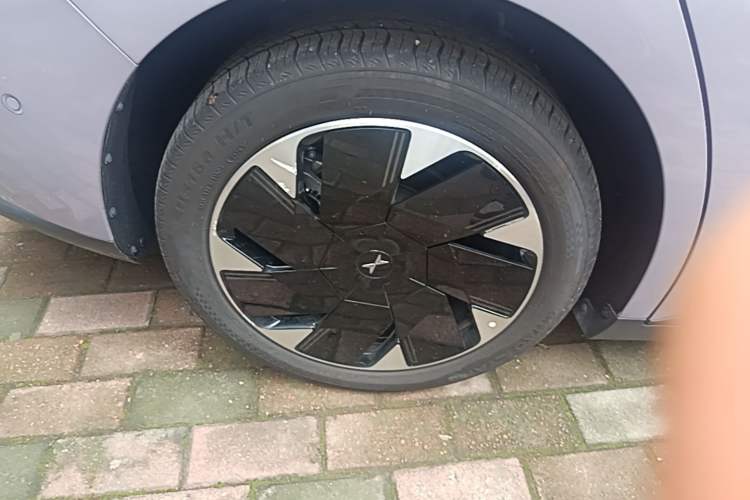 Used XPeng MONA M03 2025 600 with Ultra-Long Range Max Right Rear Wheel Hub