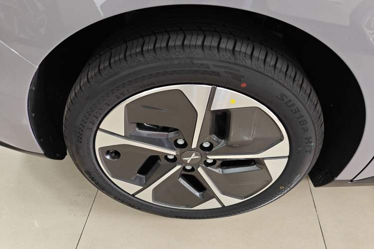 Used XPeng MONA M03 2025 515 Long-Range Plus Right Rear Wheel Hub