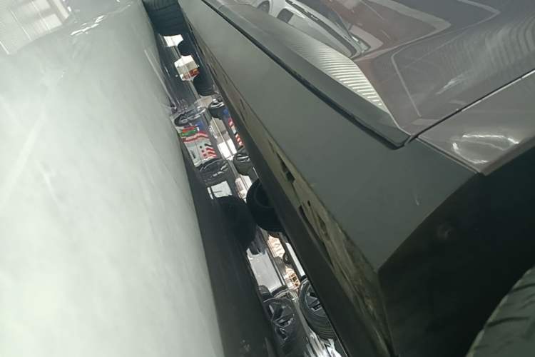 Used XPeng MONA M03 2025 600 with Ultra-Long Range Max Right Side Sill