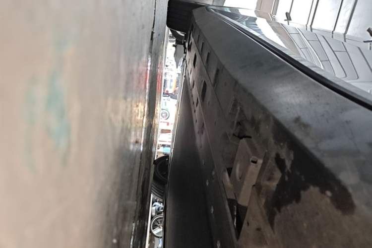 Used XPeng MONA M03 2025 502 Long-Range Max Right Side Sill