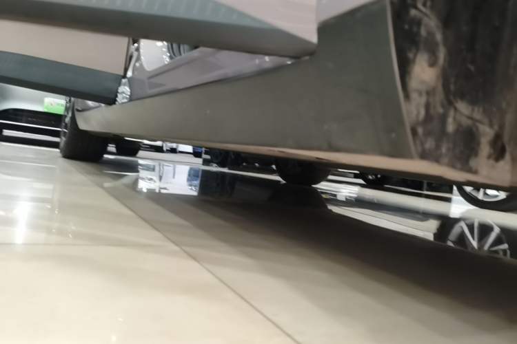 Used XPeng MONA M03 2025 600 with Ultra-Long Range Max Right Side Sill