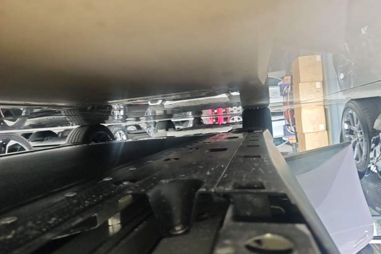 Used XPeng MONA M03 2025 502 Long-Range Max Right Side Sill