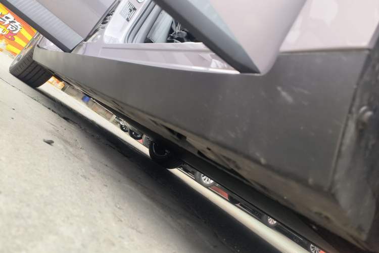 Used XPeng MONA M03 2025 502 Long-Range Max Right Side Sill