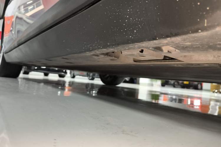 Used XPeng MONA M03 2025 502 Long-Range Max Right Side Sill