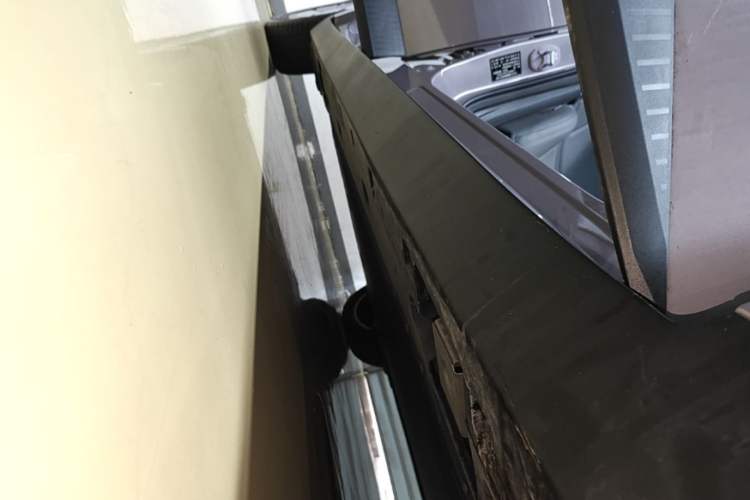 Used XPeng MONA M03 2025 600 with Ultra-Long Range Max Right Side Sill