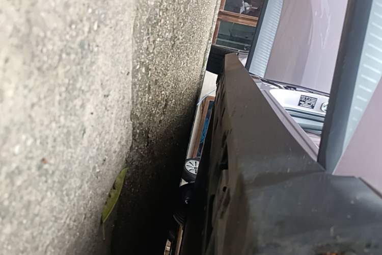 Used XPeng MONA M03 2025 600 with Ultra-Long Range Max Right Side Sill