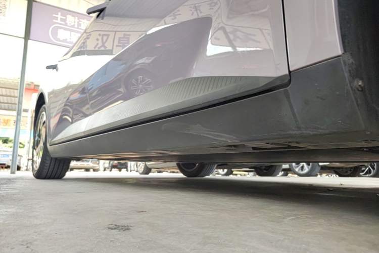 Used XPeng MONA M03 2025 502 Long-Range Max Right Side Sill