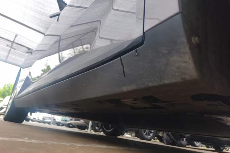 Used XPeng MONA M03 2025 502 Long-Range Max Right Side Sill