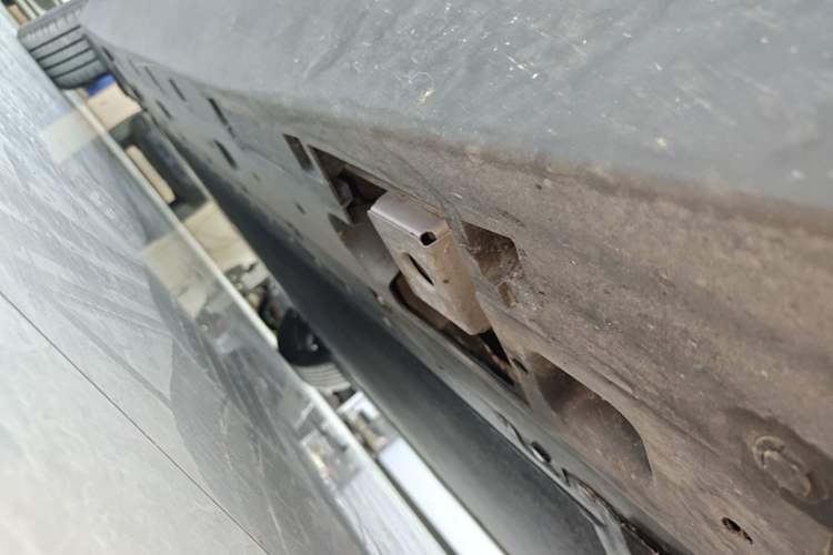 Used XPeng MONA M03 2025 600 with Ultra-Long Range Max Right Side Sill