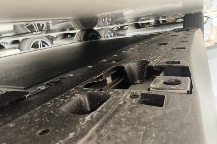 Used XPeng MONA M03 2025 502 Long-Range Max Right Side Sill
