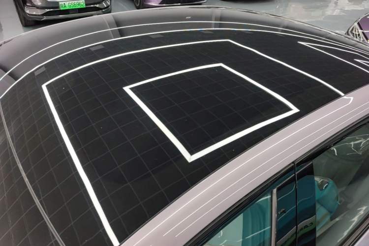 Used XPeng MONA M03 2025 600 with Ultra-Long Range Max Roof