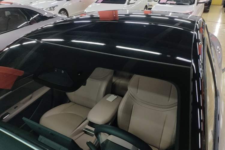Used XPeng MONA M03 2025 600 with Ultra-Long Range Max Roof