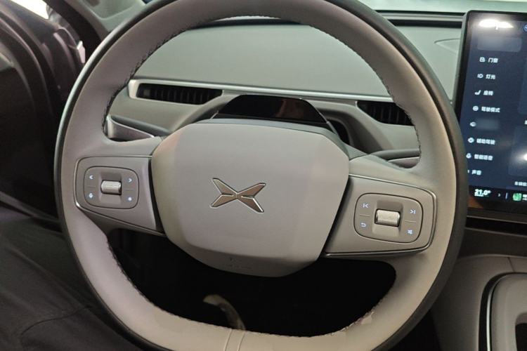Used XPeng MONA M03 2025 600 with Ultra-Long Range Max Steering Wheel