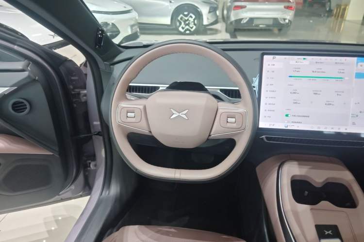 Used XPeng MONA M03 2025 600 with Ultra-Long Range Max Steering Wheel