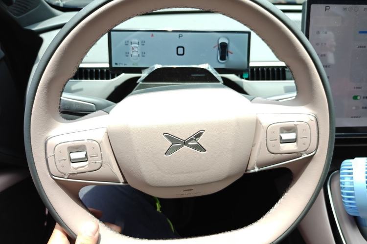 Used XPeng MONA M03 2025 502 Long-Range Max Steering Wheel