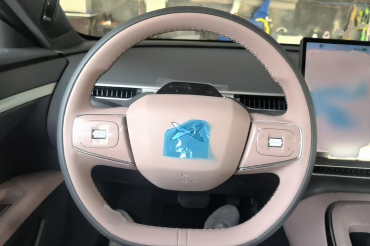 Used XPeng MONA M03 2025 600 with Ultra-Long Range Max Steering Wheel