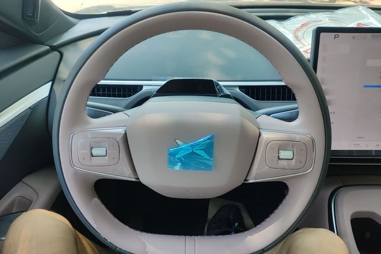 Used XPeng MONA M03 2025 600 with Ultra-Long Range Max Steering Wheel