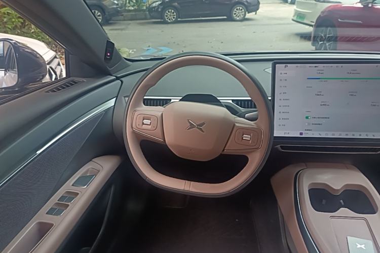 Used XPeng MONA M03 2025 600 with Ultra-Long Range Max Steering Wheel