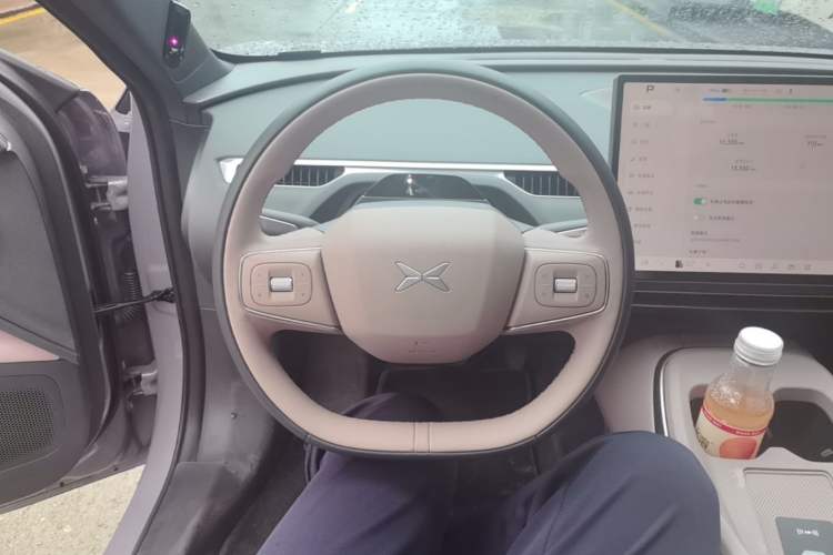 Used XPeng MONA M03 2025 502 Long-Range Max Steering Wheel