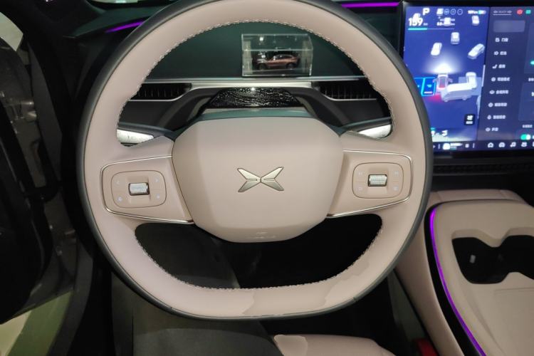 Used XPeng MONA M03 2025 502 Long-Range Max Steering Wheel