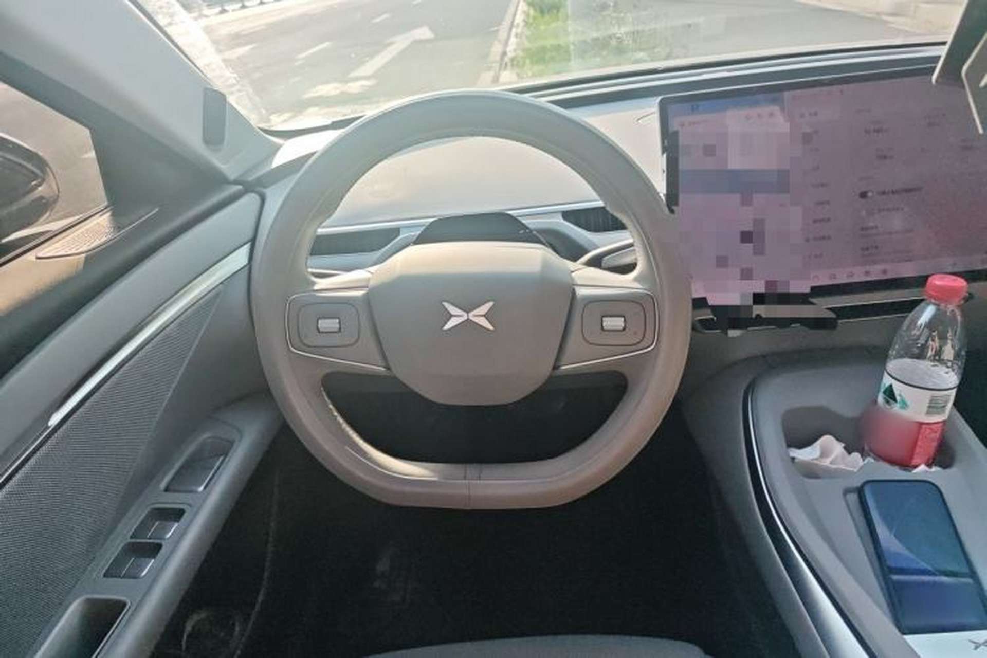 Used XPeng MONA M03 2025 600 with Ultra-Long Range Max Steering Wheel