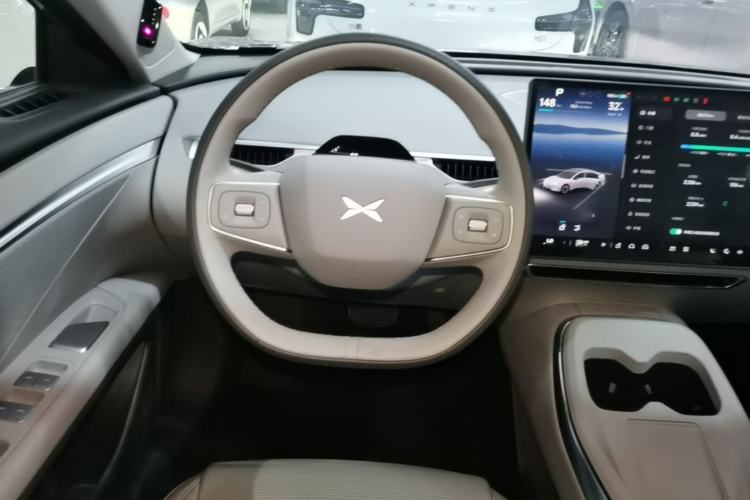 Used XPeng MONA M03 2025 600 with Ultra-Long Range Max Steering Wheel
