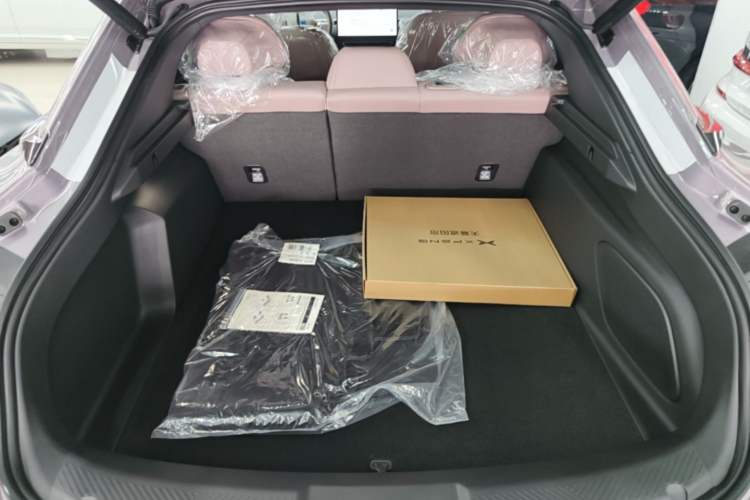 Used XPeng MONA M03 2025 620 Ultra-Long Range Plus Trunk