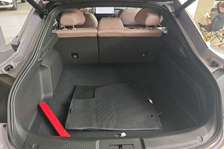 Used XPeng MONA M03 2025 600 with Ultra-Long Range Max Trunk