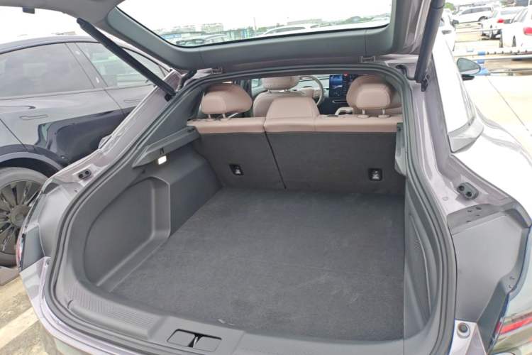 Used XPeng MONA M03 2025 600 with Ultra-Long Range Max Trunk