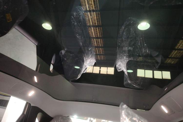 Used XPeng MONA M03 2025 620 Ultra-Long Range Plus Headliner