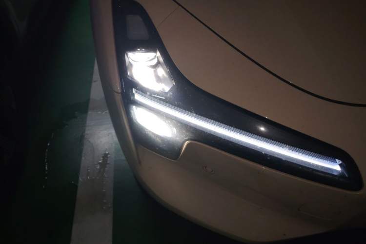 Used XPeng MONA M03 2025 502 Long-Range Max Right Front Headlight