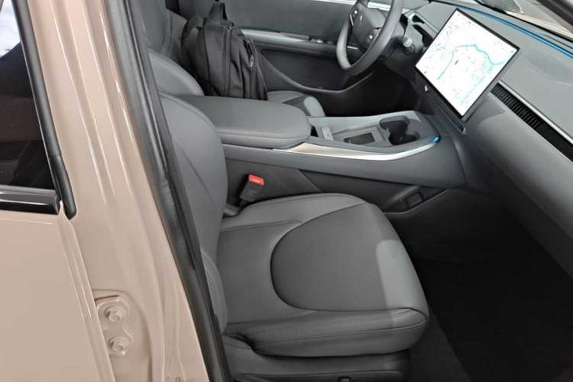 Used XPeng MONA M03 2025 600 with Ultra-Long Range Max Right Front Seat