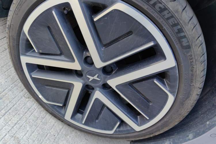 Used XPeng MONA M03 2025 600 with Ultra-Long Range Max Right Front Wheel Hub
