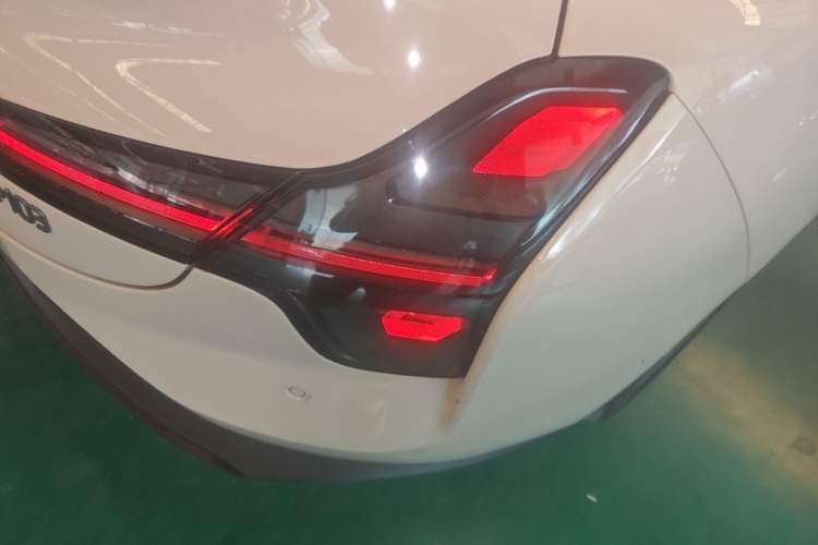 Used XPeng MONA M03 2025 620 Ultra-Long Range Plus Right Rear Taillight