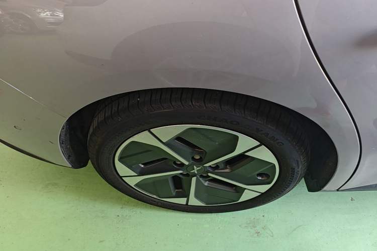 Used XPeng MONA M03 2025 515 Long-Range Plus Right Rear Wheel Hub