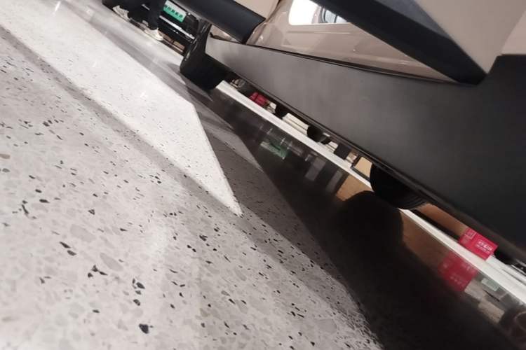 Used XPeng MONA M03 2025 600 with Ultra-Long Range Max Right Side Sill