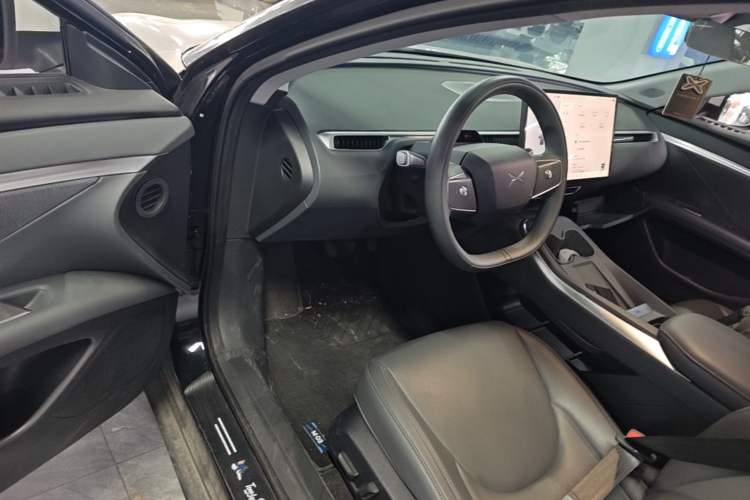 Used XPeng MONA M03 2025 620 Ultra-Long Range Plus Driver Seat
