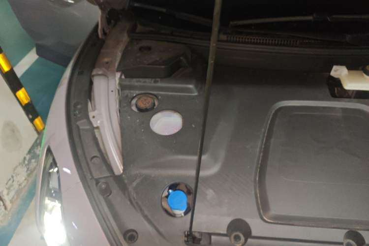 Used XPeng MONA M03 2025 502 Long-Range Max Engine Bay Right