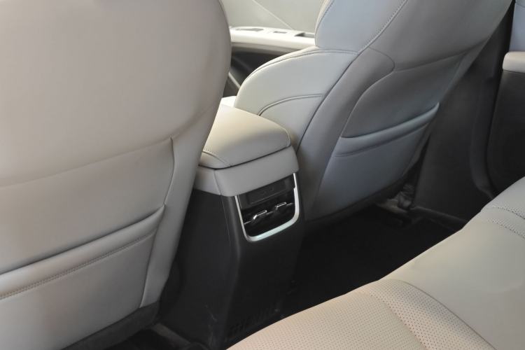 Used XPeng MONA M03 2025 600 with Ultra-Long Range Max Interior 5