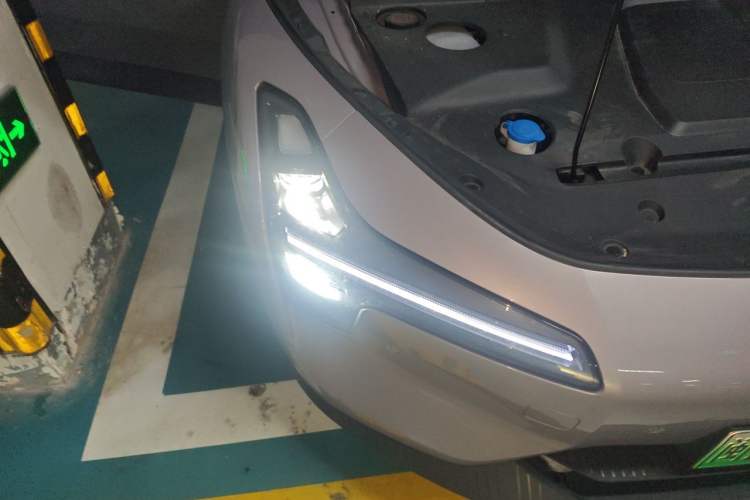 Used XPeng MONA M03 2025 502 Long-Range Max Right Front Headlight