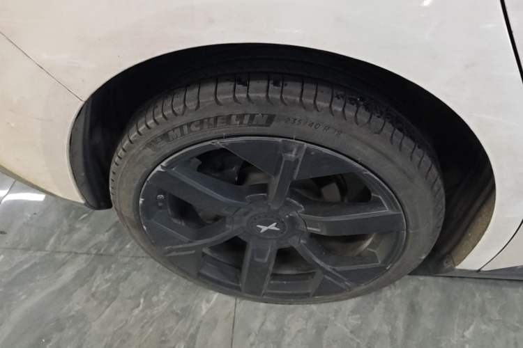 Used XPeng MONA M03 2025 620 Ultra-Long Range Plus Right Rear Wheel Hub