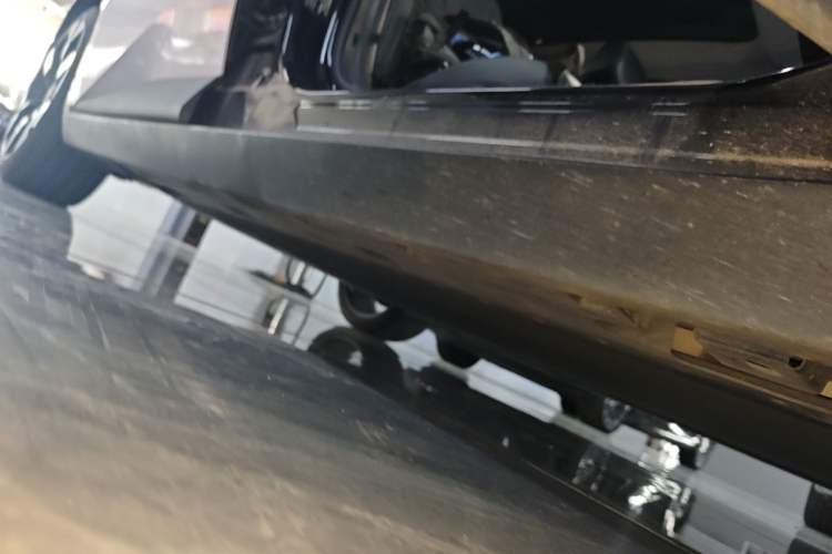 Used XPeng MONA M03 2025 620 Ultra-Long Range Plus Right Side Sill