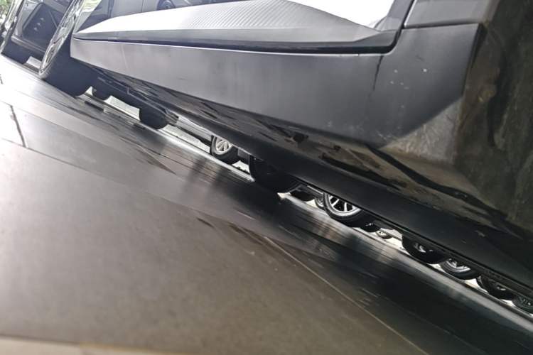 Used XPeng MONA M03 2025 600 with Ultra-Long Range Max Right Side Sill