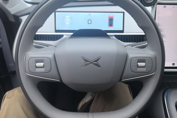 Used XPeng MONA M03 2025 600 with Ultra-Long Range Max Steering Wheel