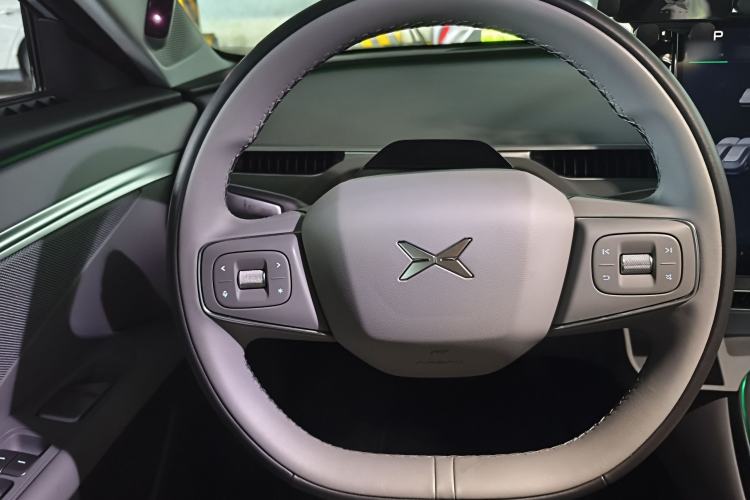 Used XPeng MONA M03 2025 600 with Ultra-Long Range Max Steering Wheel