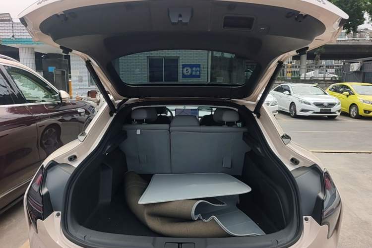 Used XPeng MONA M03 2025 600 with Ultra-Long Range Max Trunk