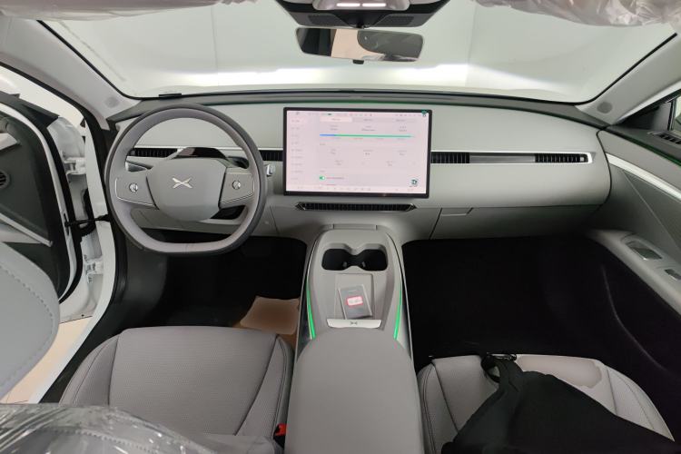 Used XPeng MONA M03 2025 515 Long-Range Plus Center Console