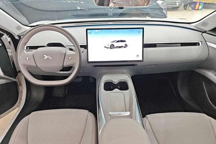Used XPeng MONA M03 2025 515 Long-Range Plus Center Console